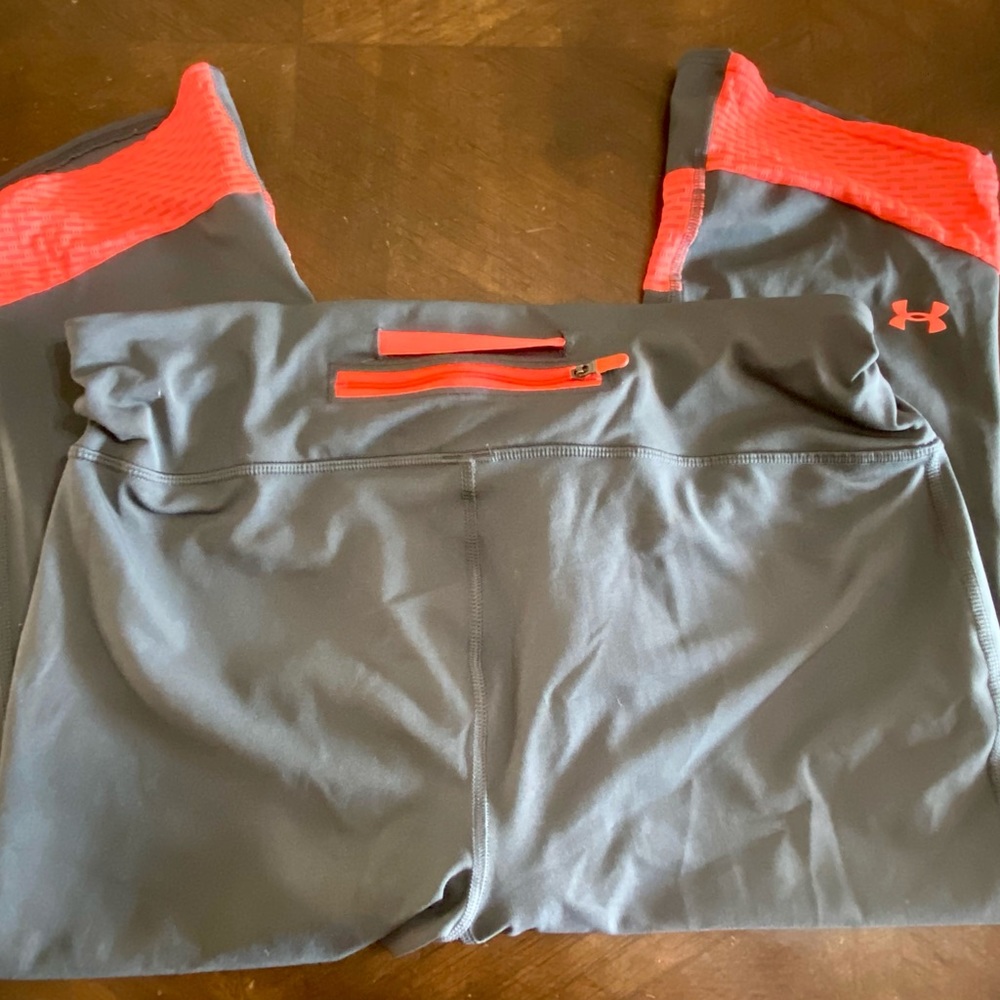 Under Armor Crop Running Pants